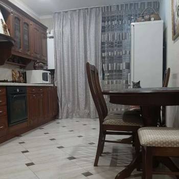 Продается 2-х комнатная квартира, 65 м²