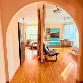 Продается 2-х комнатная квартира, 56 м²