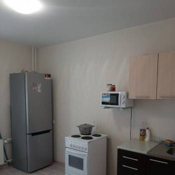 Продается 1-комнатная квартира, 39 м²