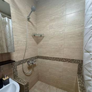 Продается 1-комнатная квартира, 36 м²