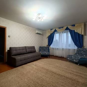 Сдается Многокомнатная квартира, 63 м²