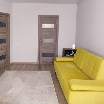 Продается 1-комнатная квартира, 43 м²