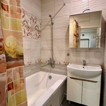 Сдается 2-х комнатная квартира, 58 м²