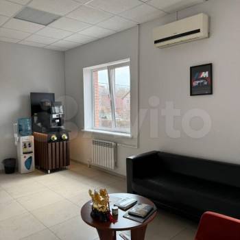 Сдается Нежилое помещение, 360 м²