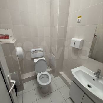 Сдается Офис, 183 м²