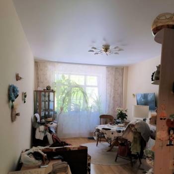 Продается 1-комнатная квартира, 50 м²