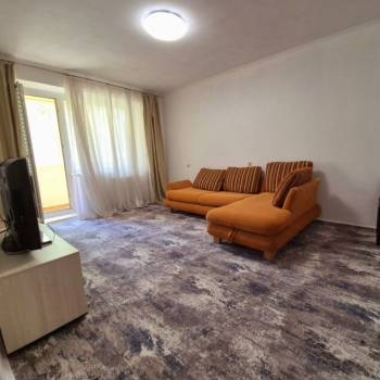 Сдается 2-х комнатная квартира, 65 м²