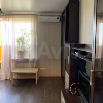 Сдается 1-комнатная квартира, 50 м²