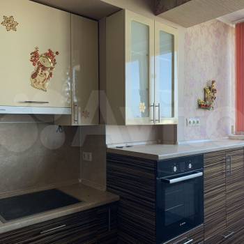 Сдается 1-комнатная квартира, 50 м²