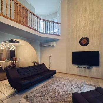 Продается Дом, 204 м²