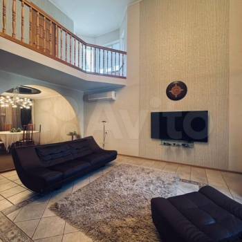 Продается Дом, 204 м²