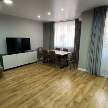 Продается 3-х комнатная квартира, 90 м²