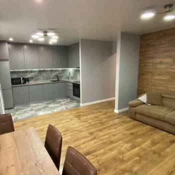 Продается 3-х комнатная квартира, 90 м²