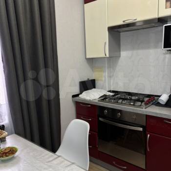 Продается 1-комнатная квартира, 36 м²