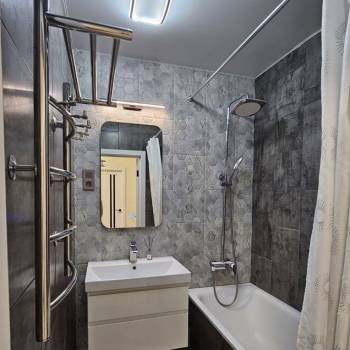 Продается 2-х комнатная квартира, 80 м²