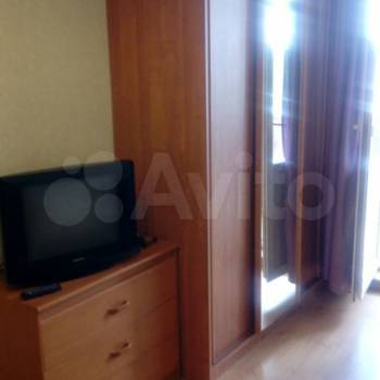 Сдается 1-комнатная квартира, 55 м²