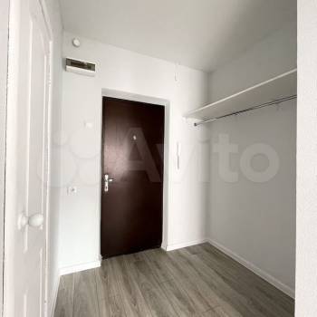 Продается 1-комнатная квартира, 38 м²