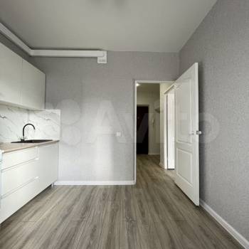 Продается 1-комнатная квартира, 38 м²