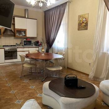 Сдается Многокомнатная квартира, 110 м²