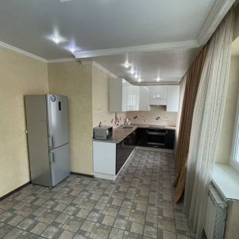 Сдается 2-х комнатная квартира, 66 м²