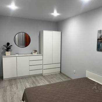 Сдается 1-комнатная квартира, 38 м²