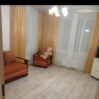 Сдается 1-комнатная квартира, 39 м²