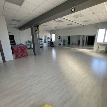 Сдается Нежилое помещение, 104,9 м²