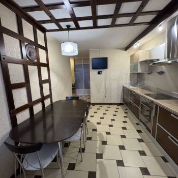 Продается 1-комнатная квартира, 40,5 м²