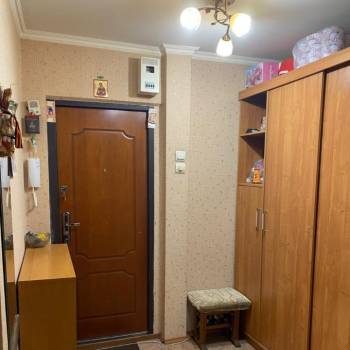 Продается Многокомнатная квартира, 60,5 м²