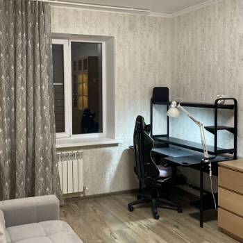 Сдается 1-комнатная квартира, 38 м²