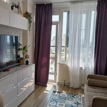 Продается 1-комнатная квартира, 45 м²