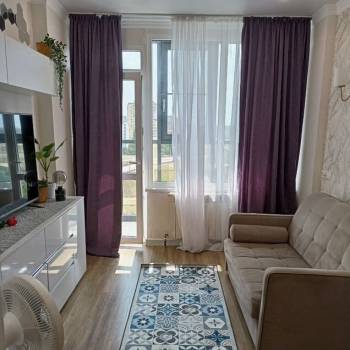 Продается 1-комнатная квартира, 45 м²
