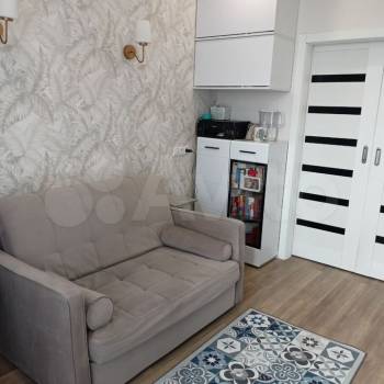 Продается 1-комнатная квартира, 45 м²