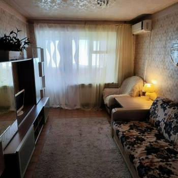 Сдается 1-комнатная квартира, 40 м²