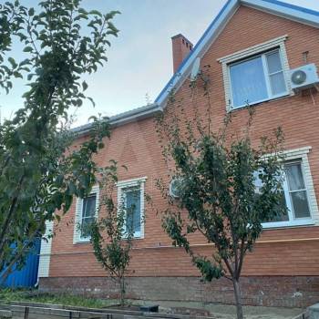 Продается Дом, 290 м²