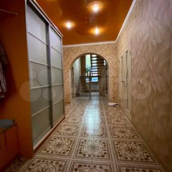 Продается Дом, 290 м²