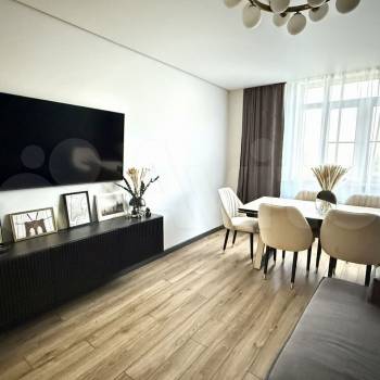 Продается 3-х комнатная квартира, 98,6 м²