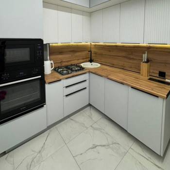 Продается 1-комнатная квартира, 42,6 м²