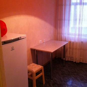 Продается 1-комнатная квартира, 40 м²