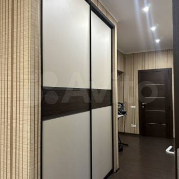 Сдается Многокомнатная квартира, 100 м²