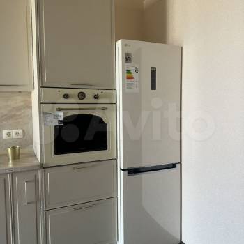 Сдается Многокомнатная квартира, 100 м²