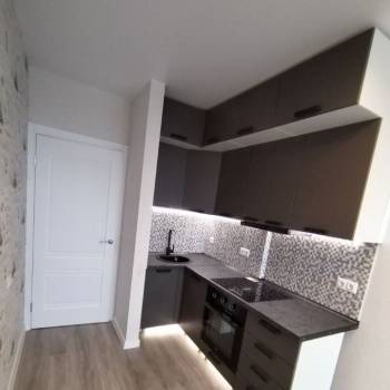 Продается 1-комнатная квартира, 44 м²