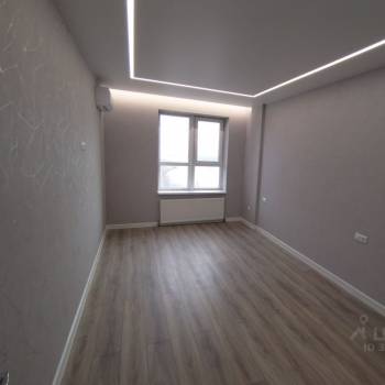 Продается 1-комнатная квартира, 44 м²