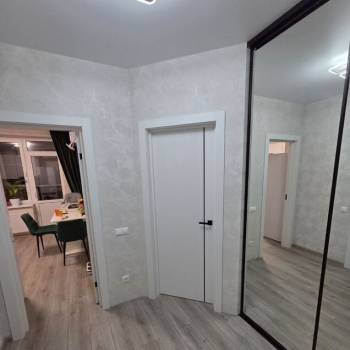 Продается 1-комнатная квартира, 45 м²