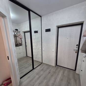 Продается 1-комнатная квартира, 45 м²