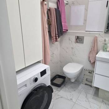 Продается 1-комнатная квартира, 45 м²