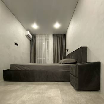 Продается 1-комнатная квартира, 45 м²