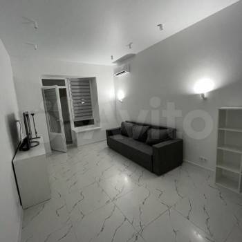 Сдается 1-комнатная квартира, 37 м²