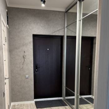 Сдается 1-комнатная квартира, 42 м²