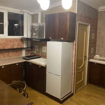 Сдается 1-комнатная квартира, 50 м²